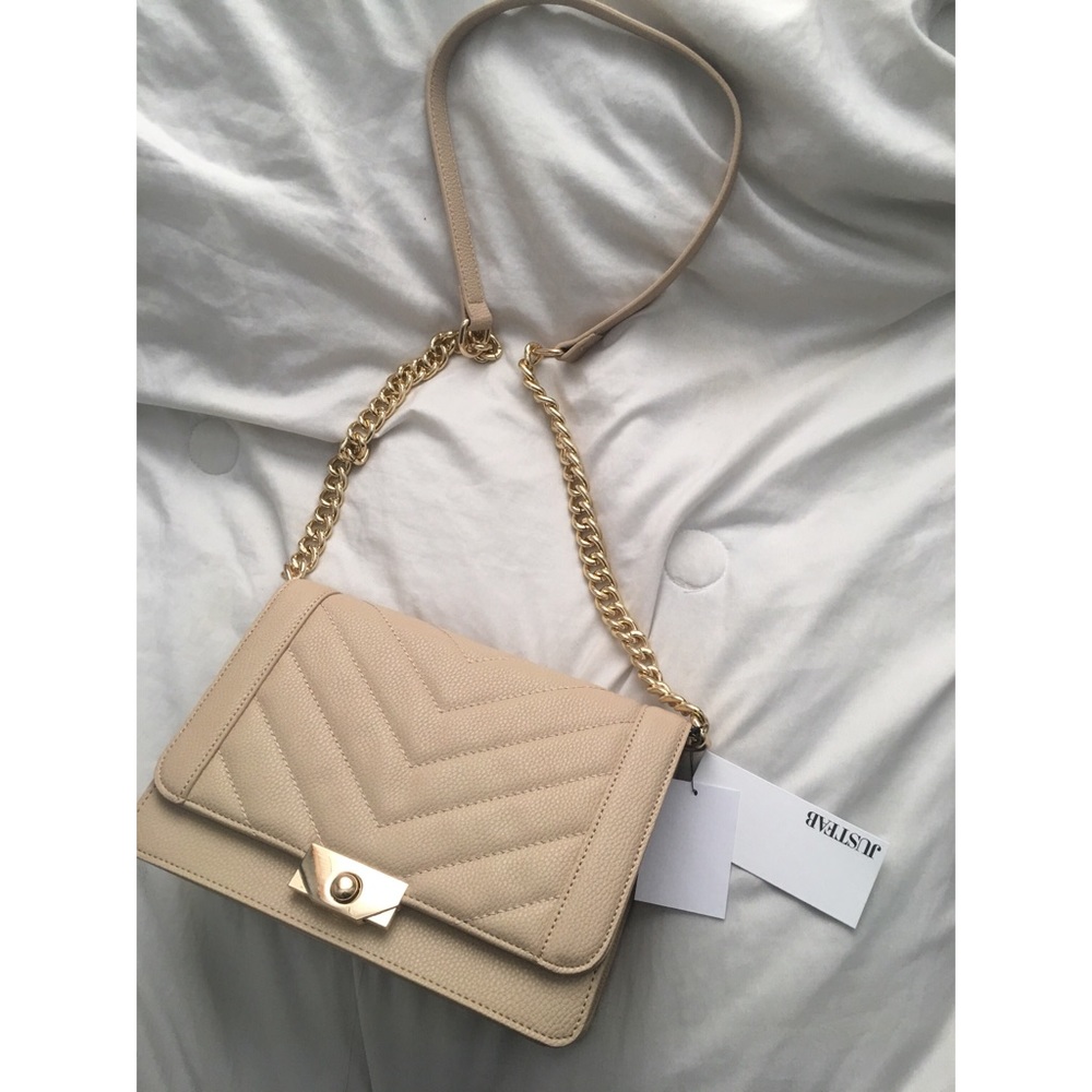 Crossbody purse